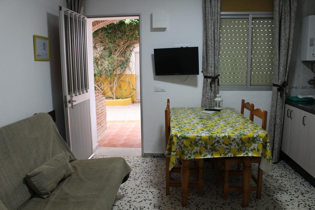 Apartamentos Bolonia Paraiso Exterior foto